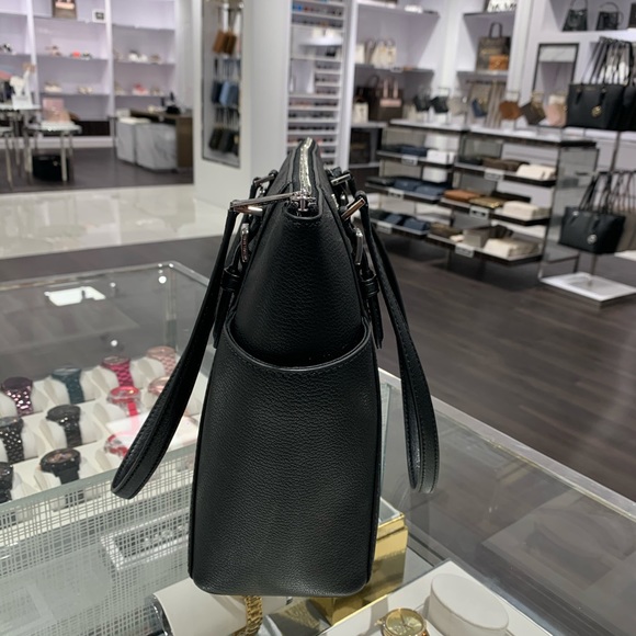 Michael Kors Purse - Picture 4 of 10